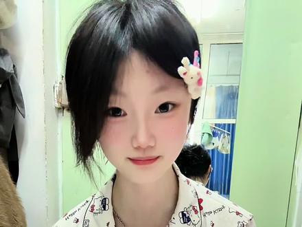 十八岁💕人生中第一双高跟鞋 给予自己最美好的成长仪式感#玫瑰米兰达#成人礼#人生第一双高跟鞋#热点 #女大学生