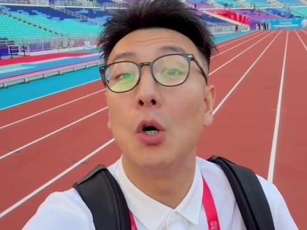 记者亲测:十五运看苏炳添、吴艳妮比赛。买票认准这些区起跑观赛区:A区、B区、C区、D区、E区;冲刺观赛区:F区、J区;正面拍摄区:H区、J区、K区。(广东台记者 岳阳)#2025全运会 #媒体精选计划 #记者在现场