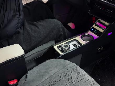 车友们,熊猫mini你扶手箱安装教程来了,对比了5款留下来的扶手箱,性价比高,所有功能都涵盖了#熊猫卡丁 #吉利熊猫mini #扶手箱 #扶手箱安装教程 #汽车配件