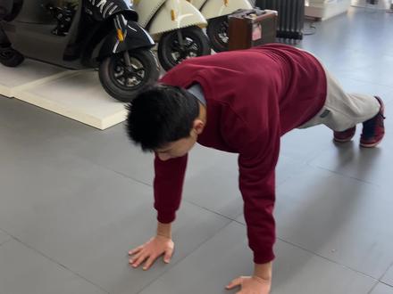 九号大舞台,能行你就来#举石
艾特出身边的能人让他来挑战吧