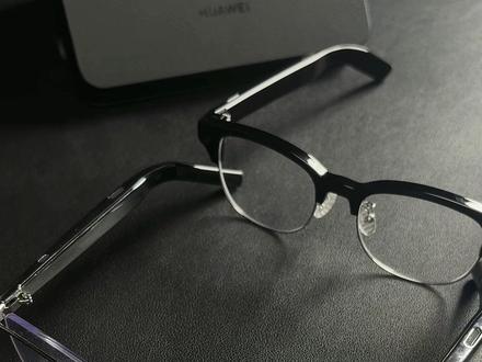 华为新款ai眼镜外观对比二代到底升级了什么,一条视频告诉你#眼里有绝活儿#华为眼镜#华为智能眼镜3#ai眼镜