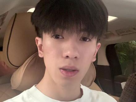 莫氏鸡煲 来吃一下广东最难吃的鸡煲-莫氏鸡煲#莫氏鸡煲 #重生哥 #鸡煲 #马德钟 #佛山美食