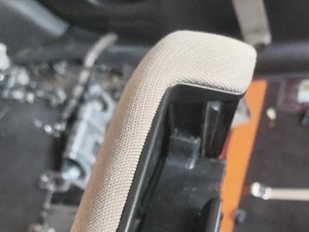 14款本田CRV扶手盖子详细拆装教程