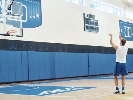 这,就是很少有人愿意讲的“顶级工具人”! #卢克肯纳德 #湖人 #篮球人物故事