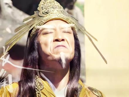 他是中国历史上第一次利用宗教形式发动的大规模农民起义。
他让那些高高在上的统治者第一次感到了来自底层的恐惧。
他告诉了后世所有的野心家和理想主义者一个道理:水能载舟,亦能覆舟。#青年创作者成长计划#张角 #东汉末年