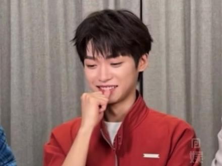 能不能发点剧外的视频给我看看#lp #田雷 #郑朋 #180 #190