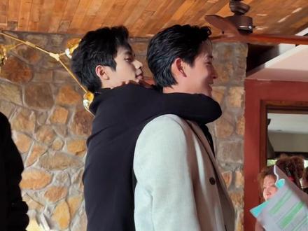 苏梨到底去哪了?
#驯野2 3月1日00:05分上线
速速一起预约#驯野3
#杨鹏丞 #张旋 #王小亿