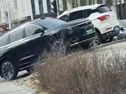 小米用AI画模特,诚实这块#小米汽车 #AI生成 #澎程汽车 #妙妙
