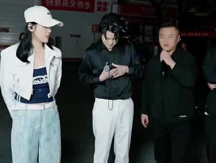 月赛结束后老板去周宇直播间#小阿枫#木森大舞台 #周宇#太有节目了哈哈哈