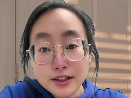 到区千万别填本区!多考15分都白费!这组数据家长必须看!
一句话说透:本区到区分数线,永远是最高的!你拿着能上市重的分,填本区可能只进个普高!规律:本区到区分 > 全市到区均分 > 统批分!
那到区到底怎么填才能不踩坑?怎么用同样的分冲更好的学校?#上海中考 #志愿填报 #到区批次 #中考避坑