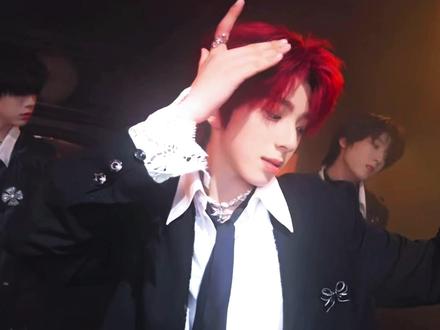 #陈浚铭 我求你了别这么帅了 红发好那个啊#陈浚铭红发