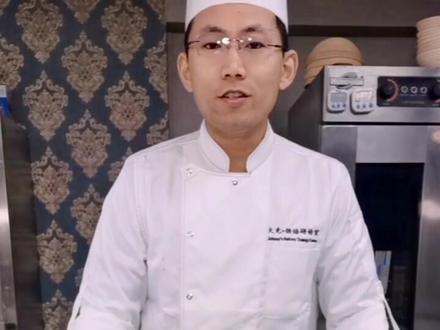 种面比例超过50%就一定不可以发酵过度,否则味道就会特别差。