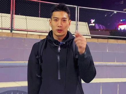 杰虎单挑记第三站:挑战小快灵球手 曾经一个超快的突破视频火爆全网!!!我会不会连续翻车呢?#拿球说话 #1v1单挑