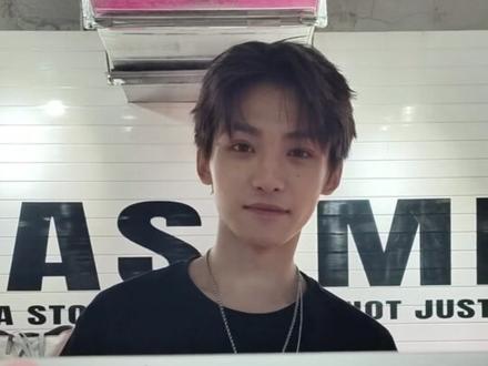 害羞的梓渝哥哥 ~ #zy #极速小鱼 #BF时期