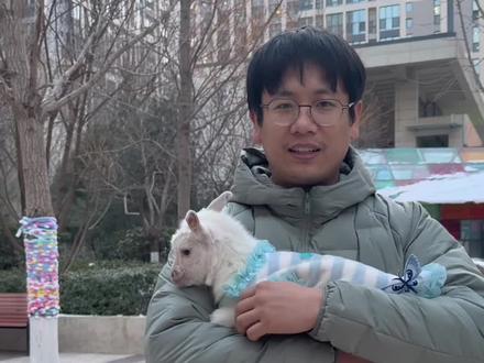 今天晚上上周边!帆布包和小徽章!#骏良