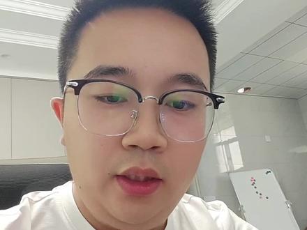 重庆本科征集志愿,公办名额少 重庆本科征集志愿出来了,竞争会很激烈。猜一猜到时录取分数要上涨多少。从侧面也反映出。本科阶段大家填的志愿都比较好,所剩名额不多,出现退档的情况几乎没有。#重庆高考 #重庆征集志愿