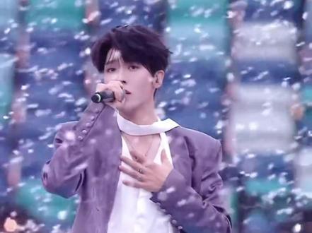不懂就问,短剧演员都这么会唱歌吗! #姚冠宇 #黄浩雯 #卡戎 #梁雯晶 #杨殊予