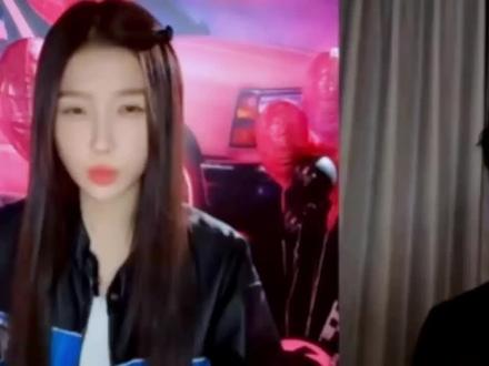 原来他知道她一直在跟他的背影说拜拜啊#随欣所与 #何与 #虞书欣