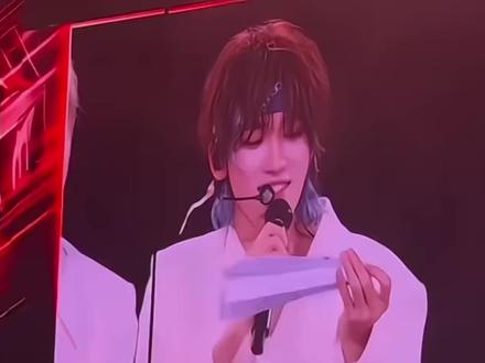 啊啊啊啊啊被亚轩表白了怎么办#宋亚轩 #时代少年团演唱会 #追星快乐瞬间 @时代少年团-宋亚轩