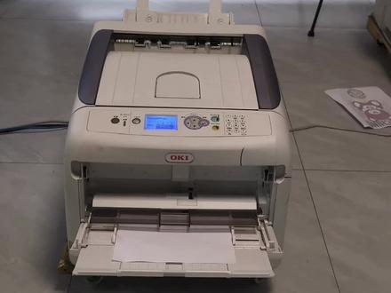 OKI C811彩色激光打印,可以打印各种纸张。打印A4普通纸、铜版纸、牛皮纸、白色卡纸、透明不干胶、pet不干胶、A3普通纸等都完全不在话下。#适用图文设备 #图案定制 #来图即可定制