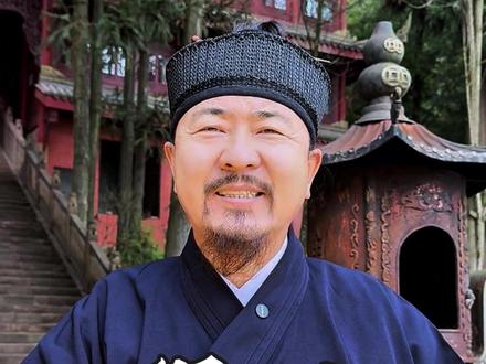 道长解密祭祖的玄学提醒,你一定要知道#国学文化 #民俗文化 #清明节 #祭祖 #玄学