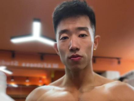 练后
米糊➕蛋白粉➕肌酸
优质蛋白质➕优质碳水
想不长都难#健身补剂 #米糊 #优质碳水 #练后餐 #增肌