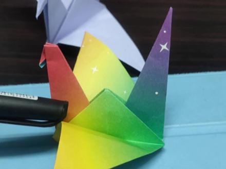 会飞的千纸鹤,#手工折纸 #亲子手工 #千纸鹤