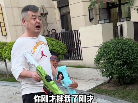 我39岁闯荡江湖,让很多小孩给我打哭过#娥哥随拍 #娥哥的兄弟们 #忘年交@娥嫂 @娥哥日常