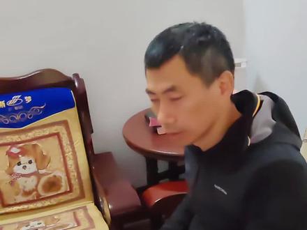 usb小风扇拆面罩的方法