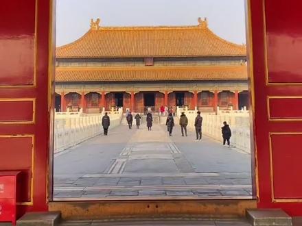 太值得拥有了!2024年故宫日历书画版。 高贵典雅,喜庆吉祥!每天一幅#故宫 珍藏书画,还有藏书票、徽章、书签、科技与狠活……惊喜不断!#故宫日历 #日历