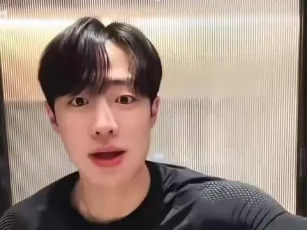 豆包仗着没身份证,啥话都敢说 #豆包 #韩国人 #娱你跨年 #老铁娱乐观察站