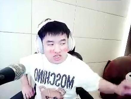 #DOU上热门 #lol久哥哥打脸瞬间