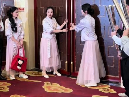 全容县最后生的外父佬#全场最靓的仔 #婚礼现场 #上热门