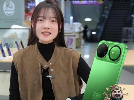 史上最好看nova来了!炫酷绿色+OO镜头,你想到了什么? #华为nova15 #nova15枫头正劲#鸿蒙越用越香