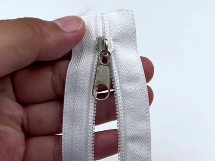 拉链拉不合,拉上后又裂开怎么维修?别再花冤枉钱,30秒教您修好。