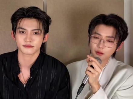 云旗郝熠然直播正面回复不拆 溺于业火真的太适他俩当时的情景了 唱完歌普普对于当时面临拆不拆的问题,以及云旗的强势不拆态度后直接控制不住情绪哭了,这一晚多少人是见不得普普哭的心碎的感觉啊#云旗 #郝熠然