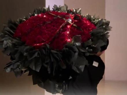 微信开放520元大额红包,限时一天,今天你给爱的人转520了吗?需注意带有特殊含义的红包,分手后通常难以追回#情人节 #520红包