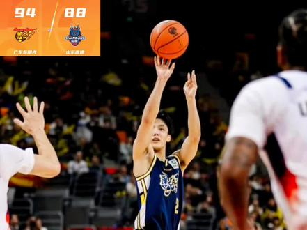 CBA广东东阳光主场战胜山东高速,徐杰目前的表现无可挑剔,杜指导还是要注意下未来的隐患!#CBA #广东宏远 #山东男篮 #徐杰 #杜锋