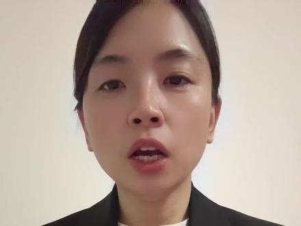 失恋女扔金镯子,遭哄抢!捞起后竟然……#金镯子#讨论 #鑫淼浩辰#伙伴计划