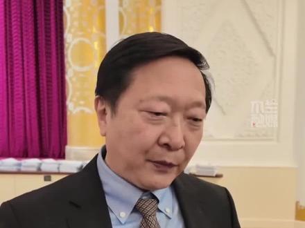 “花钱抽烟 得了病用医保支付”
全国政协委员王广发:
建议烟酒税专项补贴医保基金
补贴多少与烟酒销量挂钩