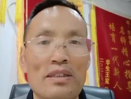 医学真的像各网络媒体说的那样不堪吗?
对2025年医学普降的深深思考!
#高考 #高考志愿 #高考志愿填报 #志愿填报