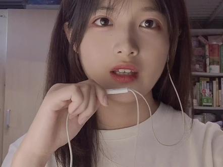 跟大家唠唠嗑。 #眼睛手术 #眼睛 #近视 #飞秒