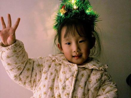 我尽力了😂#圣诞节 #圣诞发型 ##我的小可爱❤ #萌娃版 #日常vlog