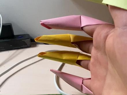 #手工制作 #手工diy制作 #做手工我是认真的 用正方形纸做金刚狼爪