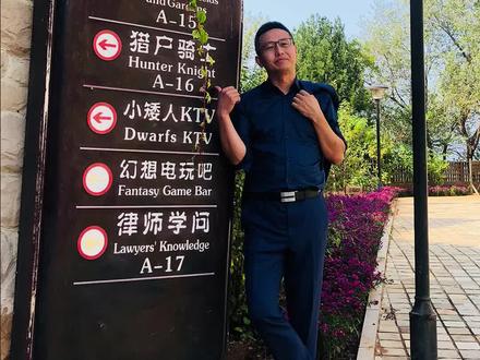 #李沁 参演的 #中国机长 X张裕解百纳推出一款酒,你喝过吗 @抖音小助手