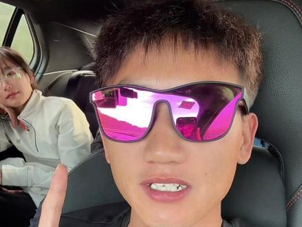 不负众望,很荣幸拿下第一个全马冠军🏆!
感谢安阳人民的支持鼓励!一路真的很激动!
这个冠军也属于你们!#全村最靓的仔 #安阳马拉松 #屈金文