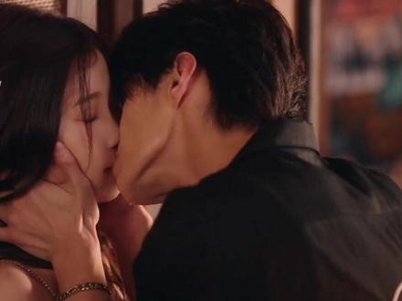 值得细品的一段#双轨 #虞书欣#何与 #好剧推荐