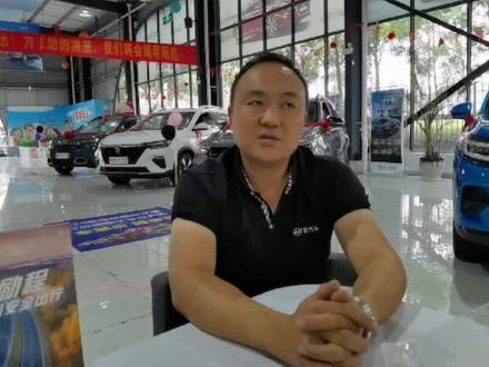 开车时穿什么鞋子最适合#汽车知识 #汽车维修 #抖音汽车