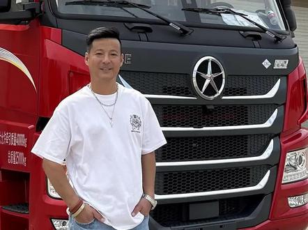 我先说:大运重卡,风...#大运重卡 #燃气车 #拉煤车 @大运重卡