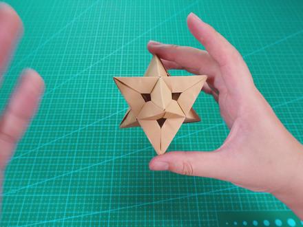 旋转的折纸立体六芒星,更好玩的吹气减压小玩具了! #手工 #减压 #折纸